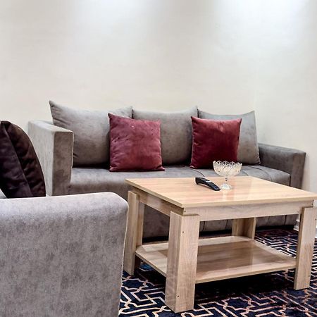 Appartement Spacieux Et Calme A Proximite De La Mer Et La Gare Agdal Rabat Extérieur photo