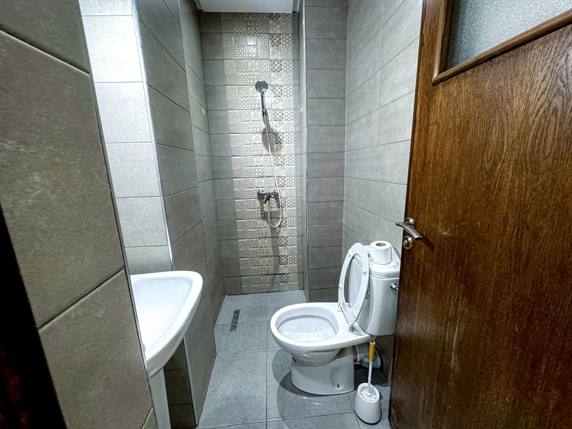 Appartement Spacieux Et Calme A Proximite De La Mer Et La Gare Agdal Rabat Extérieur photo