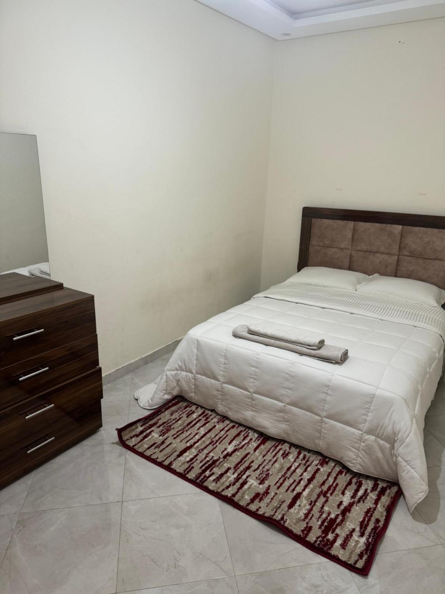 Appartement Spacieux Et Calme A Proximite De La Mer Et La Gare Agdal Rabat Extérieur photo